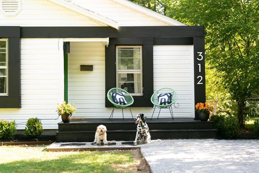 The Willa On 7Th, Located In Downtown Bentonville! Экстерьер фото