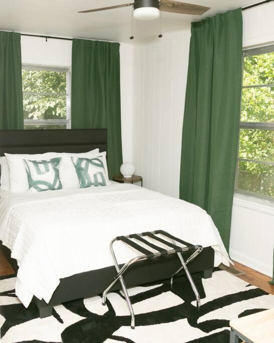 The Willa On 7Th, Located In Downtown Bentonville! Экстерьер фото